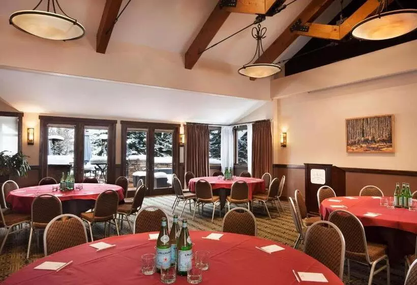 호텔 Stonebridge Inn