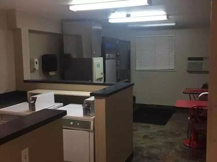 Hotel Super 8 By Wyndham Helena