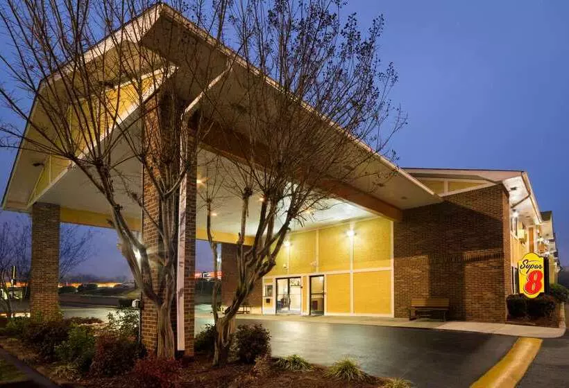 Motelli Super 8 By Wyndham Charlotte University