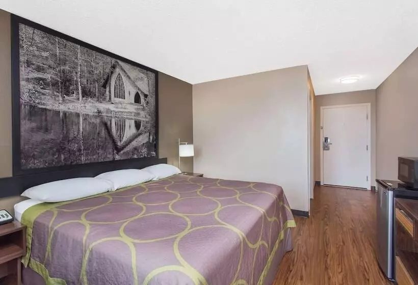 Motelli Super 8 By Wyndham Columbus Airport