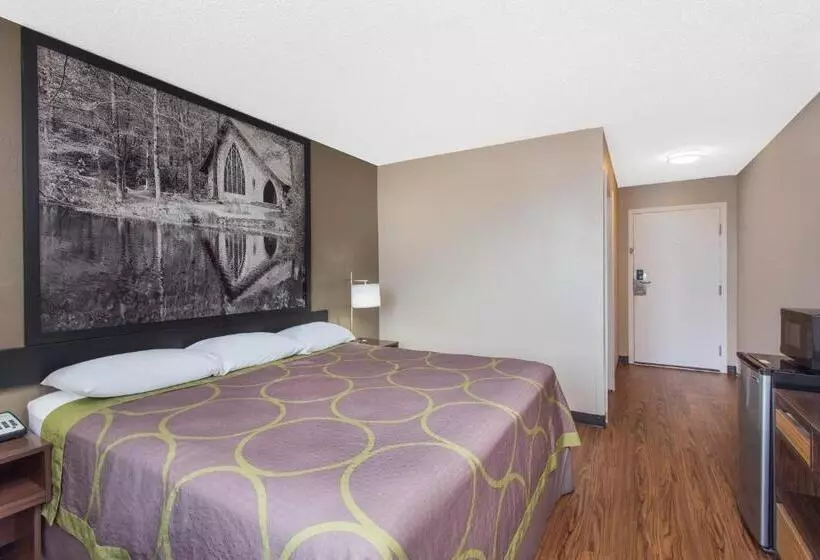 Motelli Super 8 By Wyndham Columbus Airport