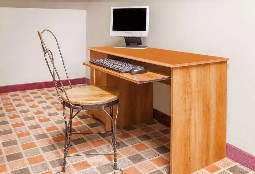 فندق على الطريق Super 8 By Wyndham Harrison Ar