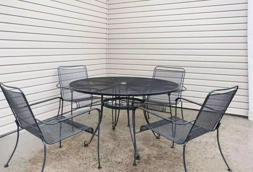 مُتل Super 8 By Wyndham La Vale/cumberland Area