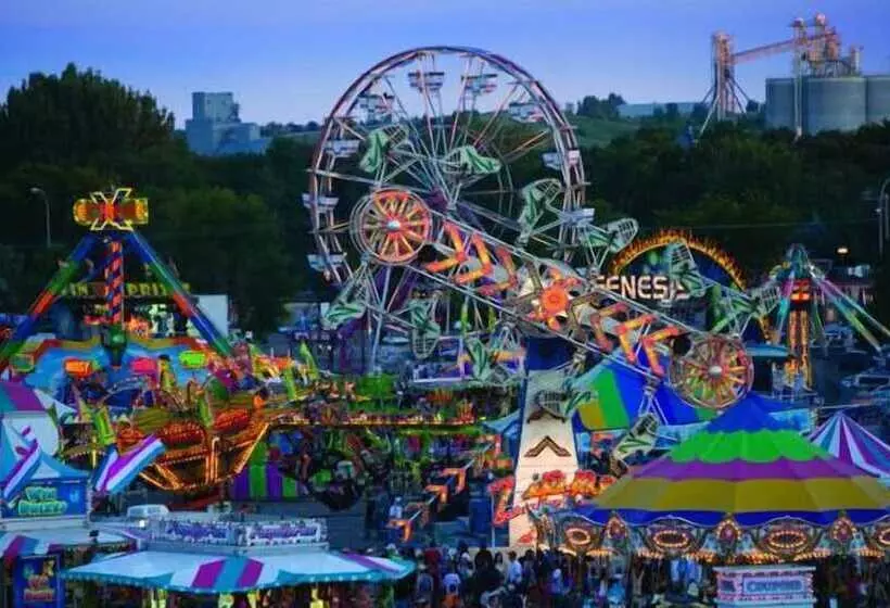 汽车旅馆 Super 8 By Wyndham Minot Airport