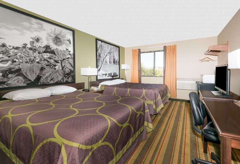 مُتل Super 8 By Wyndham Topeka/wanamaker Rd/i70