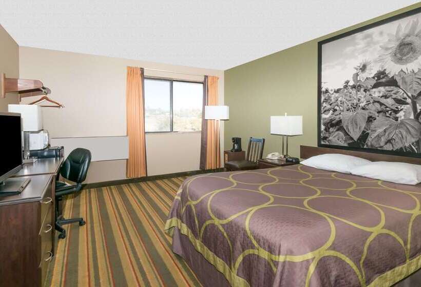 مُتل Super 8 By Wyndham Topeka/wanamaker Rd/i70