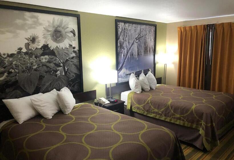 مُتل Super 8 By Wyndham Topeka/wanamaker Rd/i70