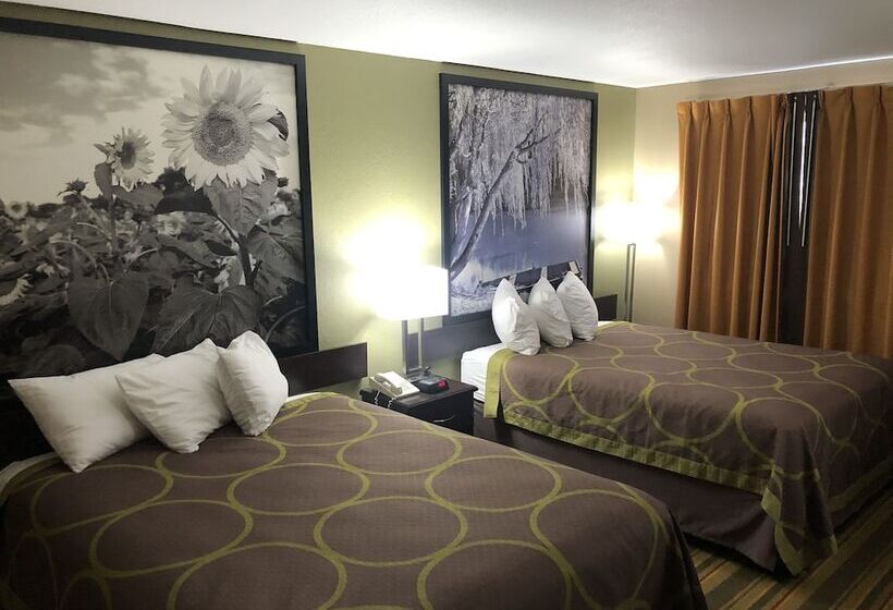 مُتل Super 8 By Wyndham Topeka/wanamaker Rd/i70