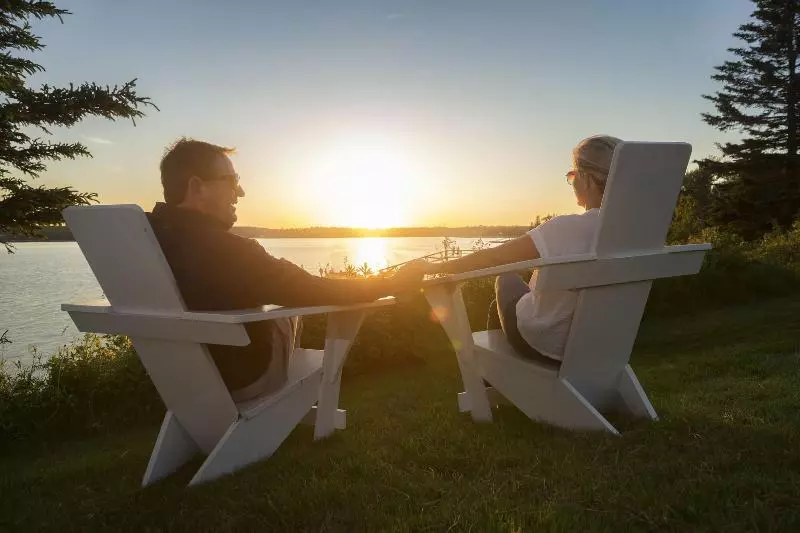 Spruce Point Inn Resort And Spa