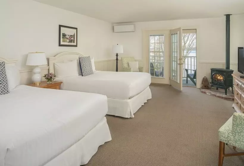 Spruce Point Inn Resort And Spa