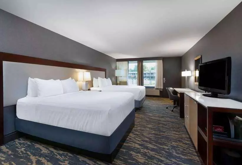 Wyndham Lancaster Resort And Convention Center