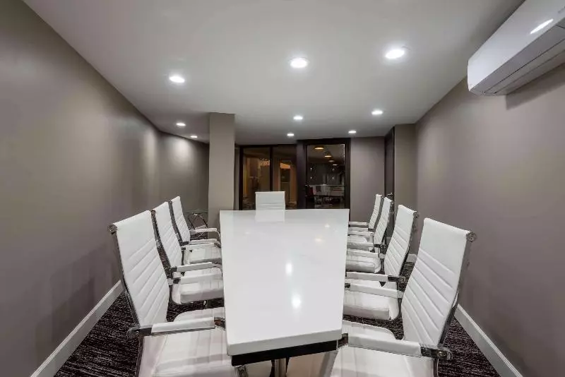 Wyndham Lancaster Resort And Convention Center