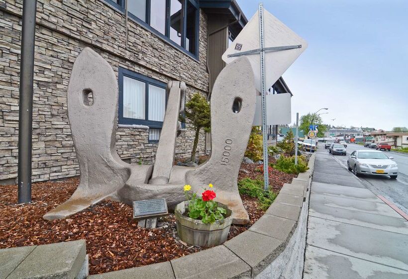 هتل Best Western Kodiak Inn
