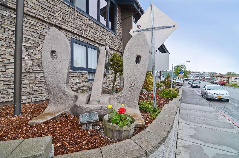 هتل Best Western Kodiak Inn