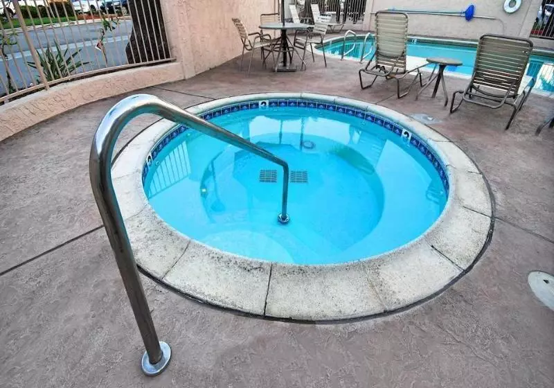 ホテル Comfort Inn Escondido San Diego North County