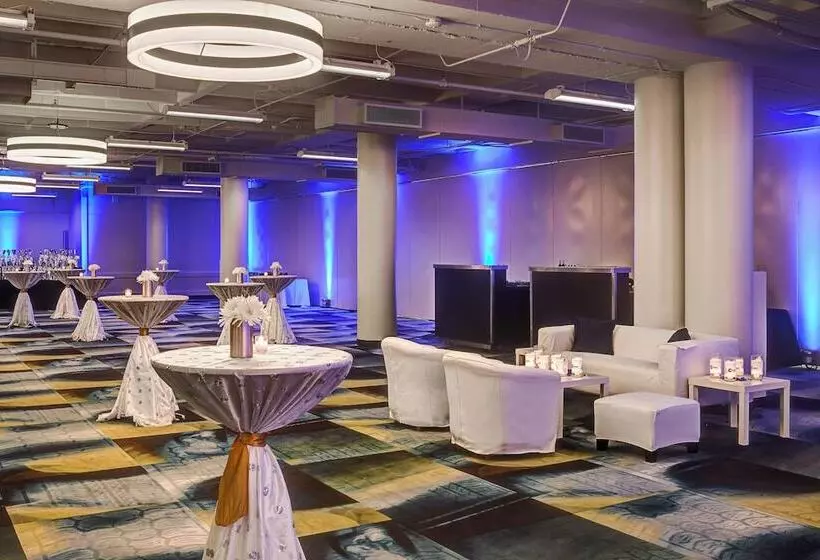 酒店 Detroit Marriott At The Renaissance Center