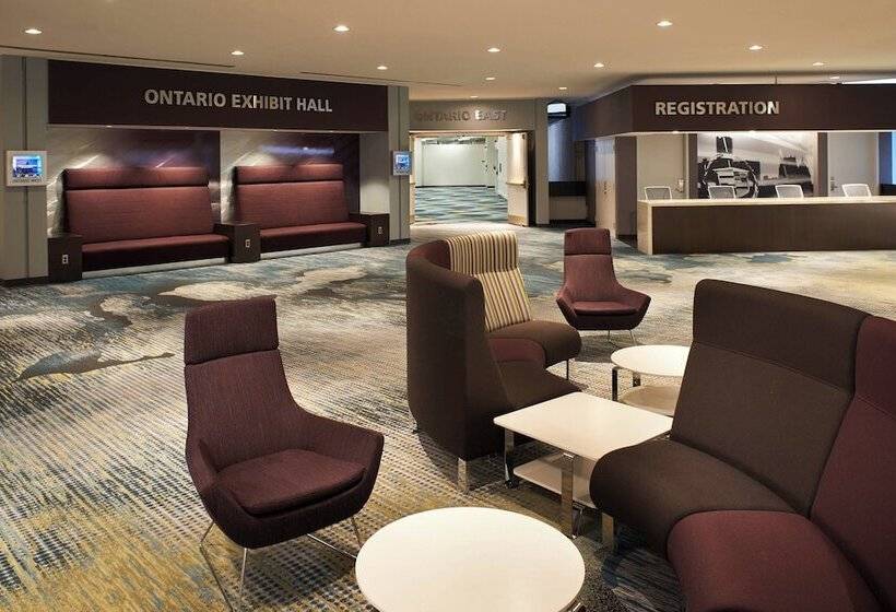 هتل Detroit Marriott At The Renaissance Center