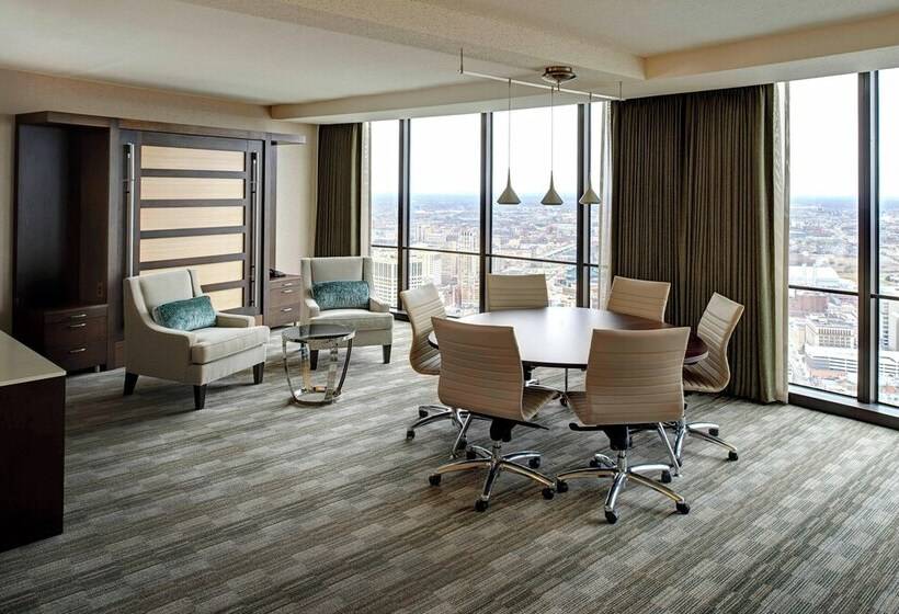 هتل Detroit Marriott At The Renaissance Center