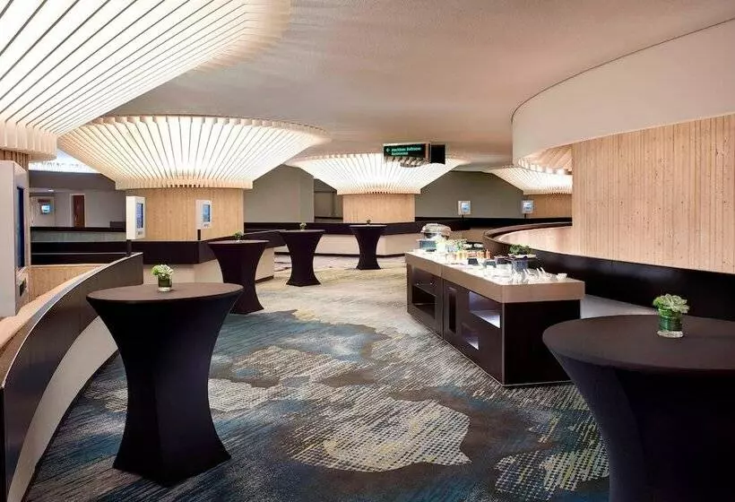 酒店 Detroit Marriott At The Renaissance Center