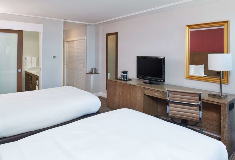 Отель Doubletree By Hilton Torrance South Bay