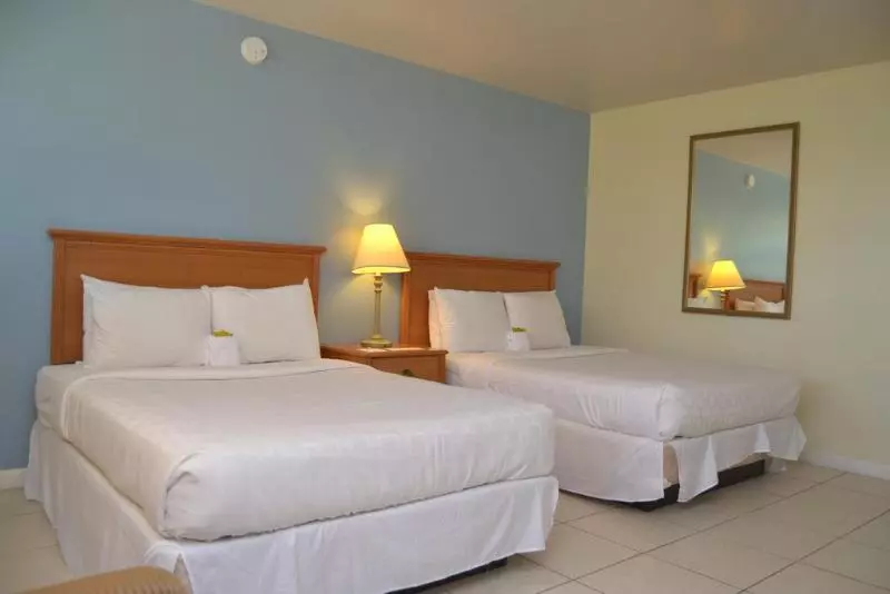 ホテル Elysium Resort (Gay Adult Male Resort)