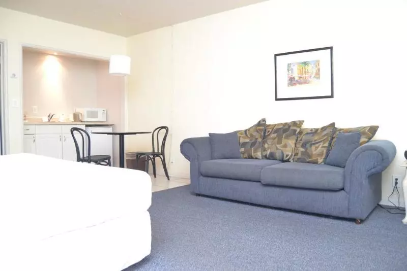 ホテル Elysium Resort (Gay Adult Male Resort)