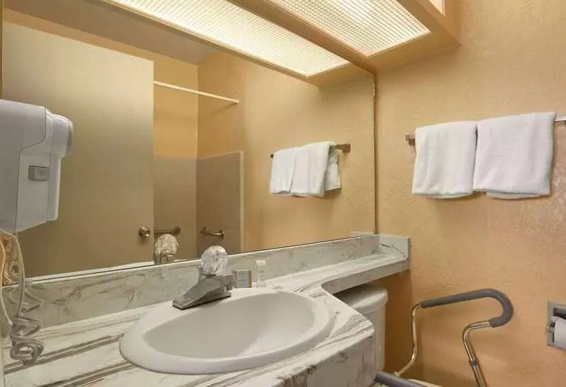 Szálloda Howard Johnson By Wyndham Flagstaff University West