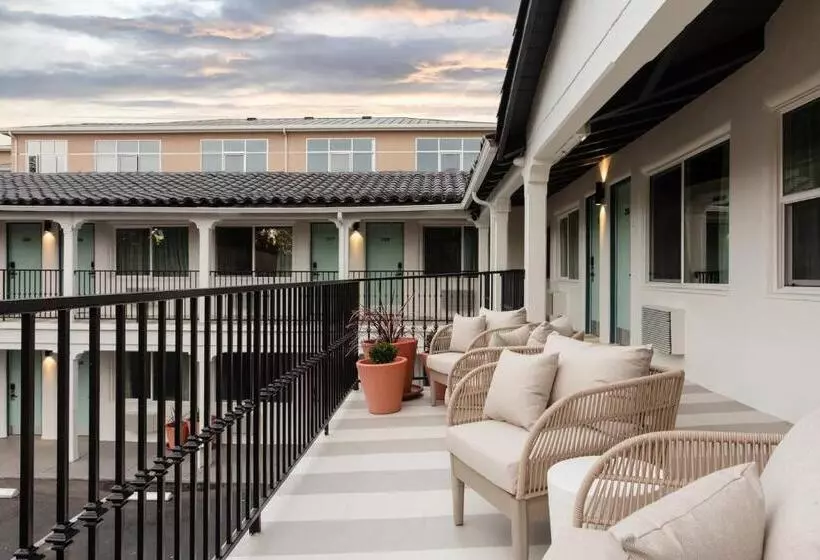 Leland Hotel Palo Alto