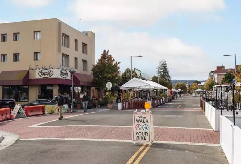 Leland Hotel Palo Alto