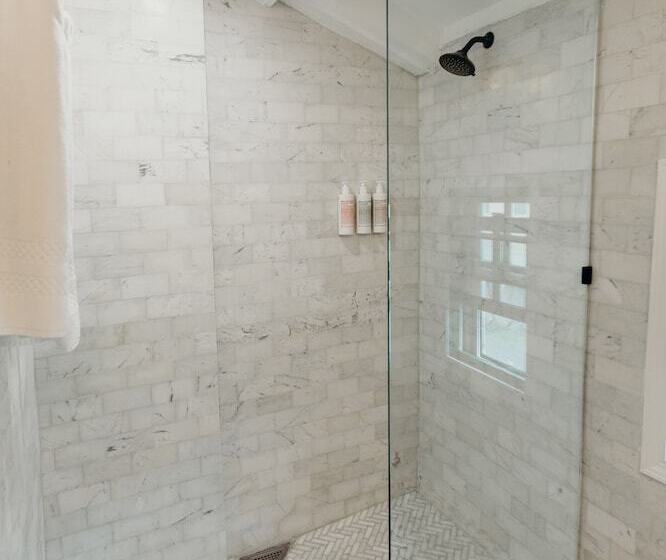 هتل King Christian