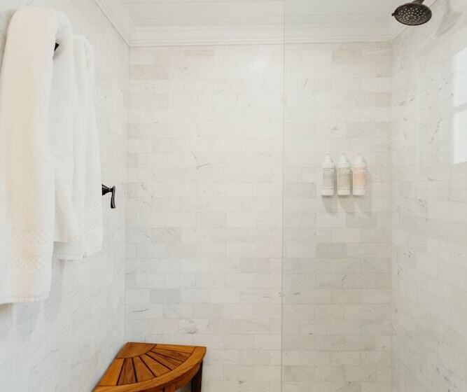 هتل King Christian