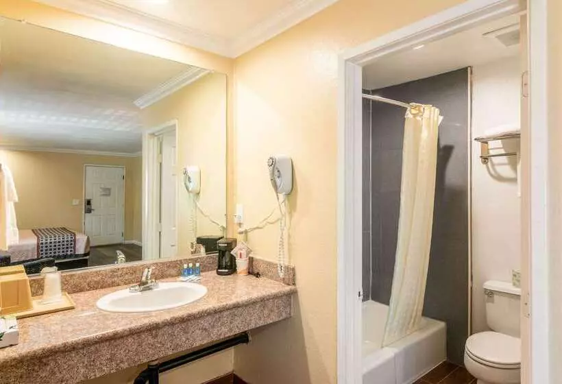فندق Rodeway Inn Artesia Cerritos