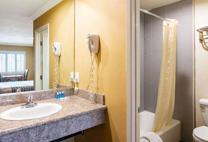فندق Rodeway Inn Artesia Cerritos