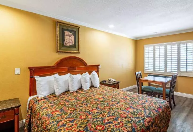 فندق Rodeway Inn Artesia Cerritos