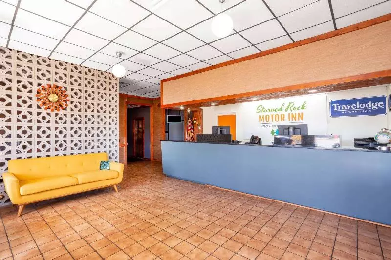Отель Starved Rock Motor Inn Travelodge By Wyndham