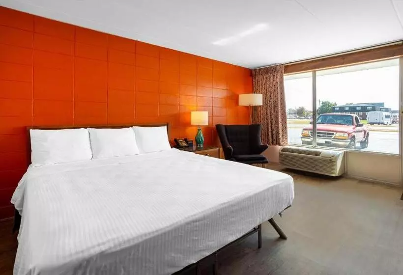 Отель Starved Rock Motor Inn Travelodge By Wyndham