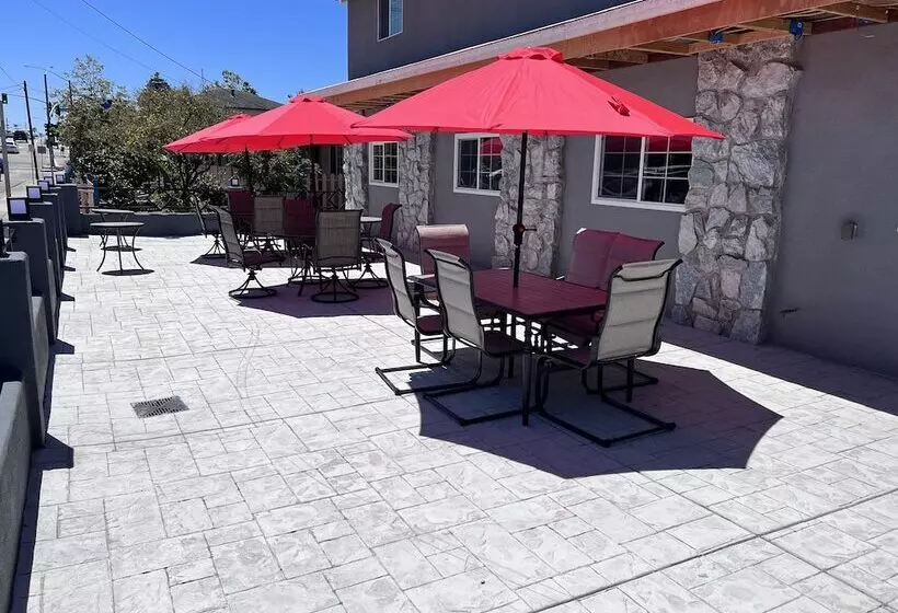 فندق Surf City Inn & Suites