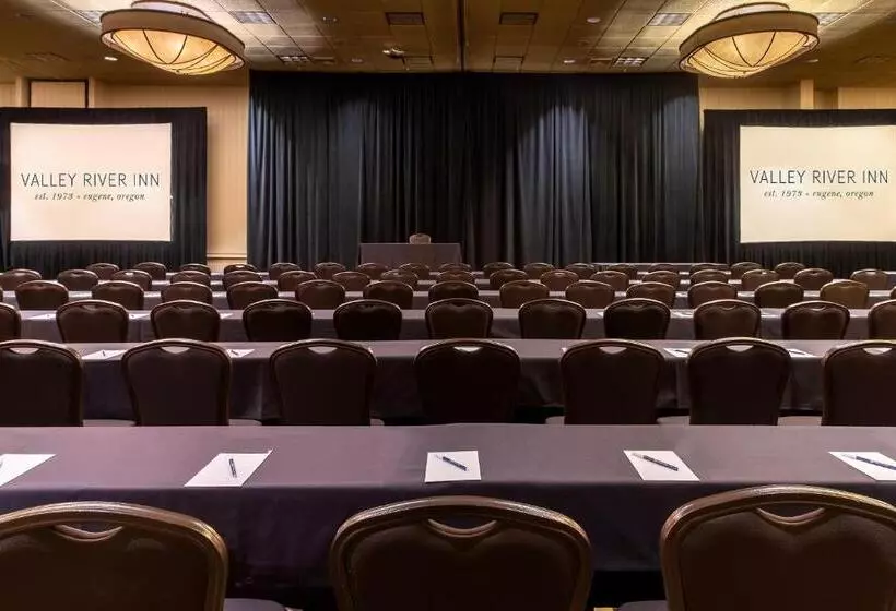 ホテル Valley River Inn