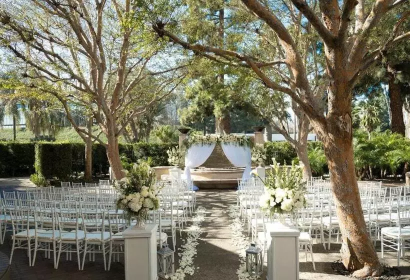 ホテル Warner Center Marriott Woodland Hills