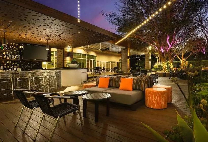 ホテル Warner Center Marriott Woodland Hills