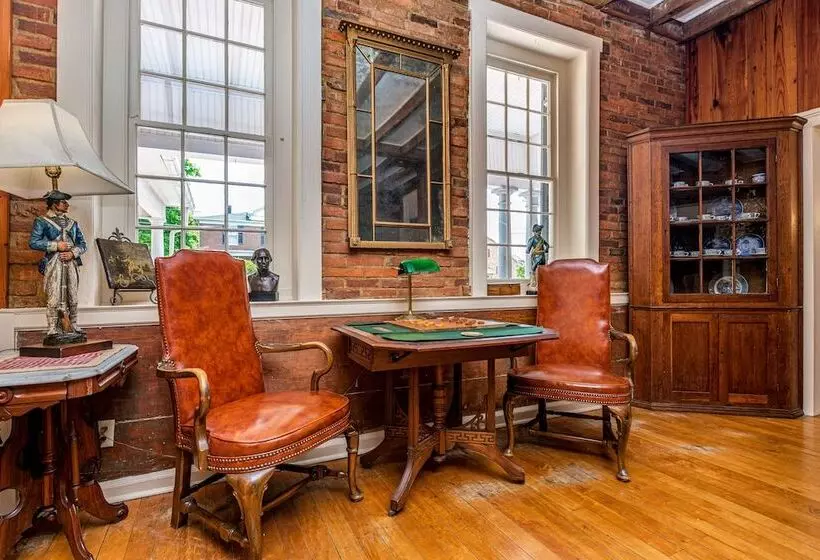 ホテル Wayside Inn