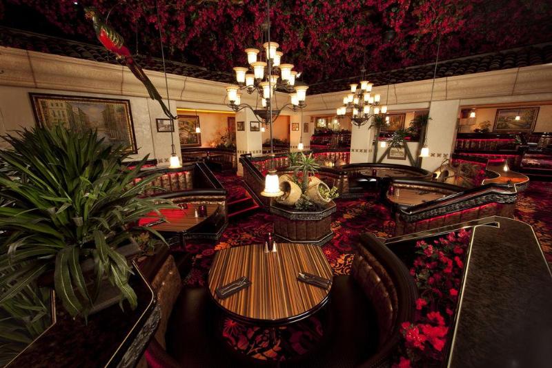 هتل Western Village Inn & Casino