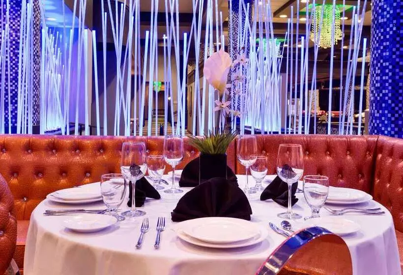 فندق Wyndham Garden Dallas North