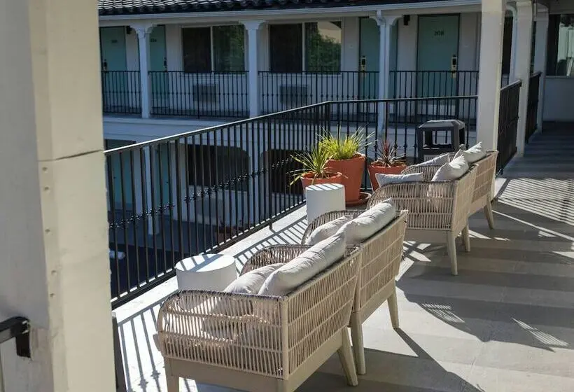 Leland Hotel Palo Alto