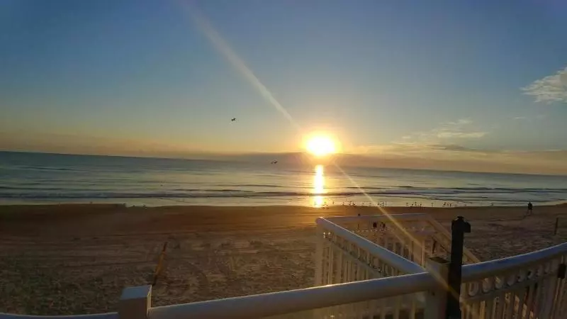 Motelli Tropical Winds Resort