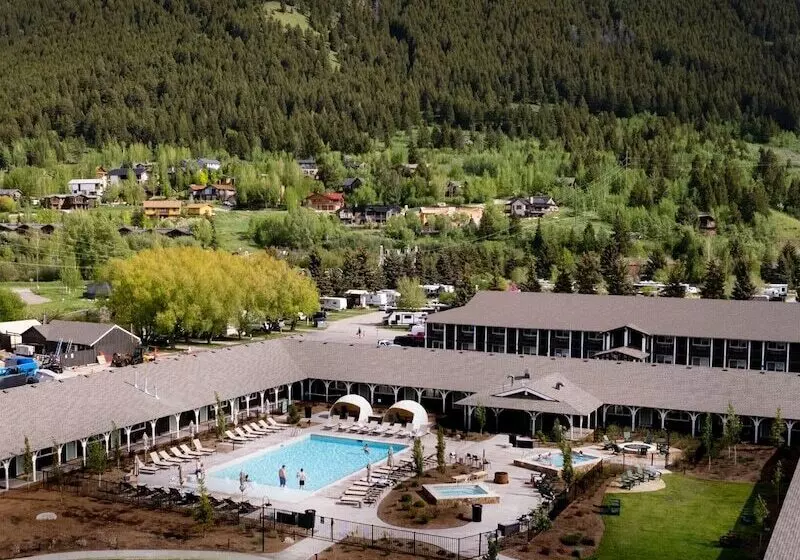 Мотель The Virginian Lodge