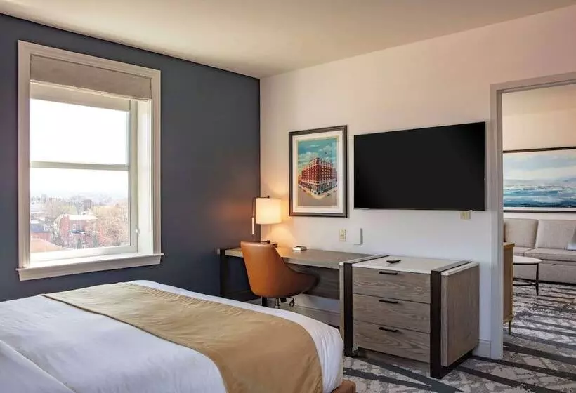 The Yorktowne Hotel, Tapestry Collection By Hilton