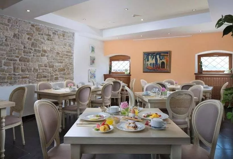 Boutique Hotel Kaštel