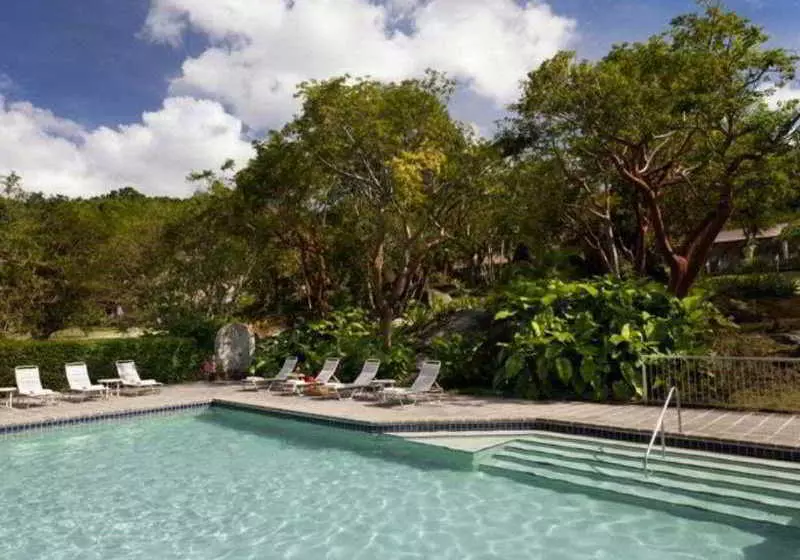 هتل Caneel Bay, A Rosewood Resort