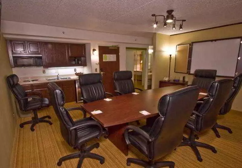 Hotel Courtyard By Marriott Lansing